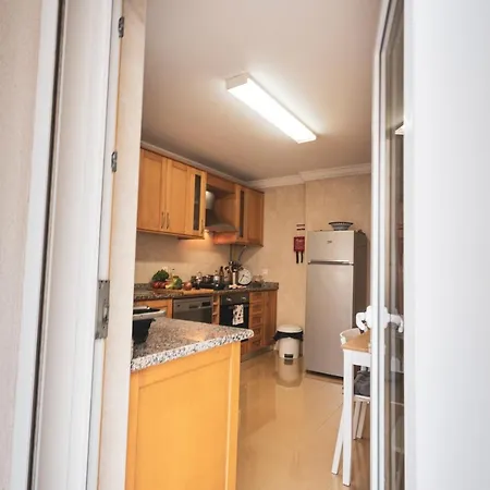 13 - Great Location Peniche